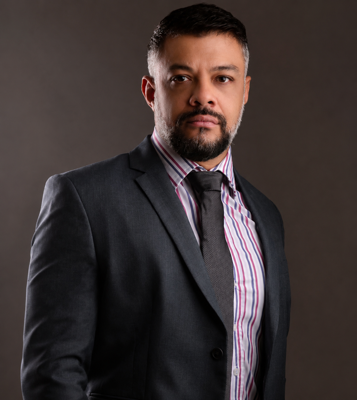 Professor João Andrade — especialista em Direito Previdenciário